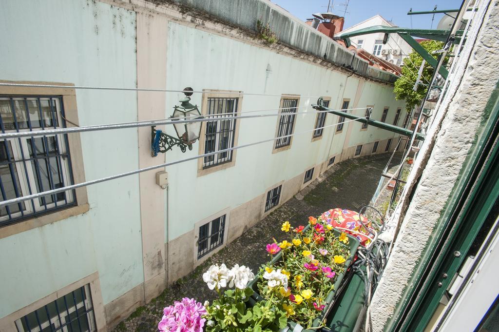ליסבון Stay Local In Alfama! Alice Central Home, Near River מראה חיצוני תמונה